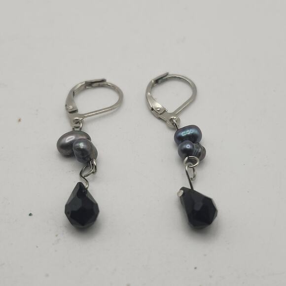 Blue Faux Pearl & Black Bead Dangle Earrings Leverback Crystal Drop Gothic - Picture 7 of 8